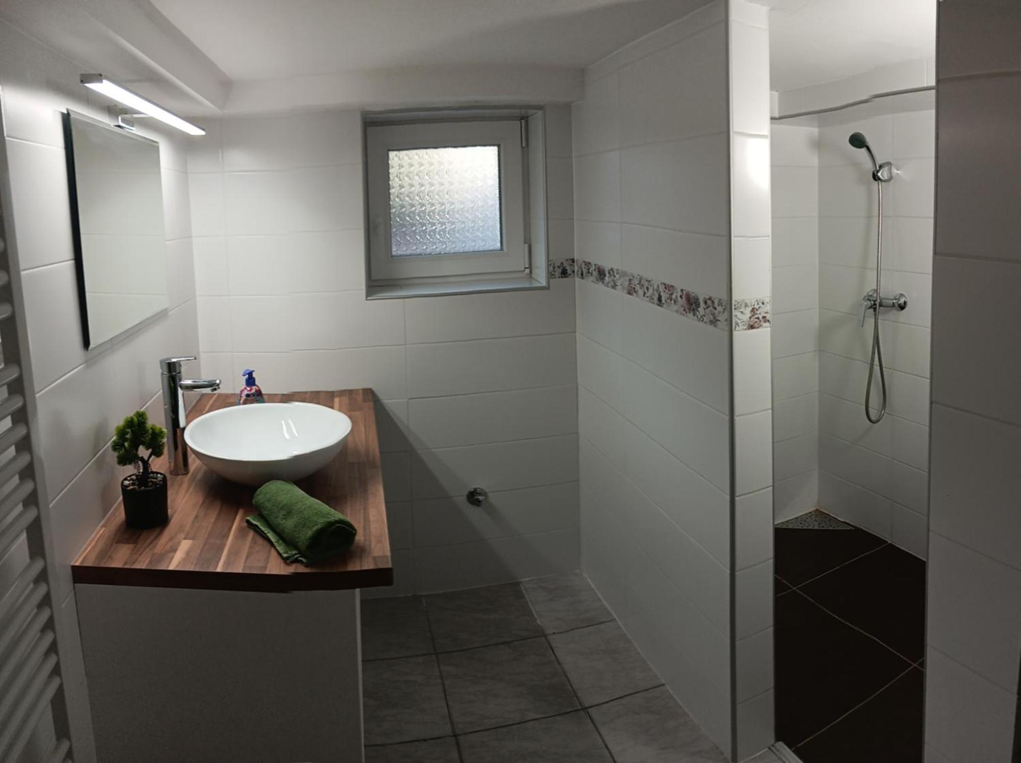 Sub Rosa Two-Bedroom Apartment Balatonfenyves Buitenkant foto